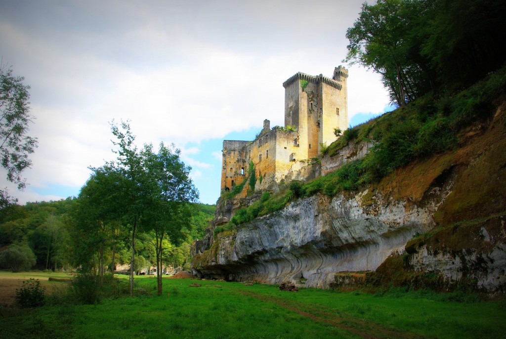 Les Eyzies, Dordogne France Walking Holidays